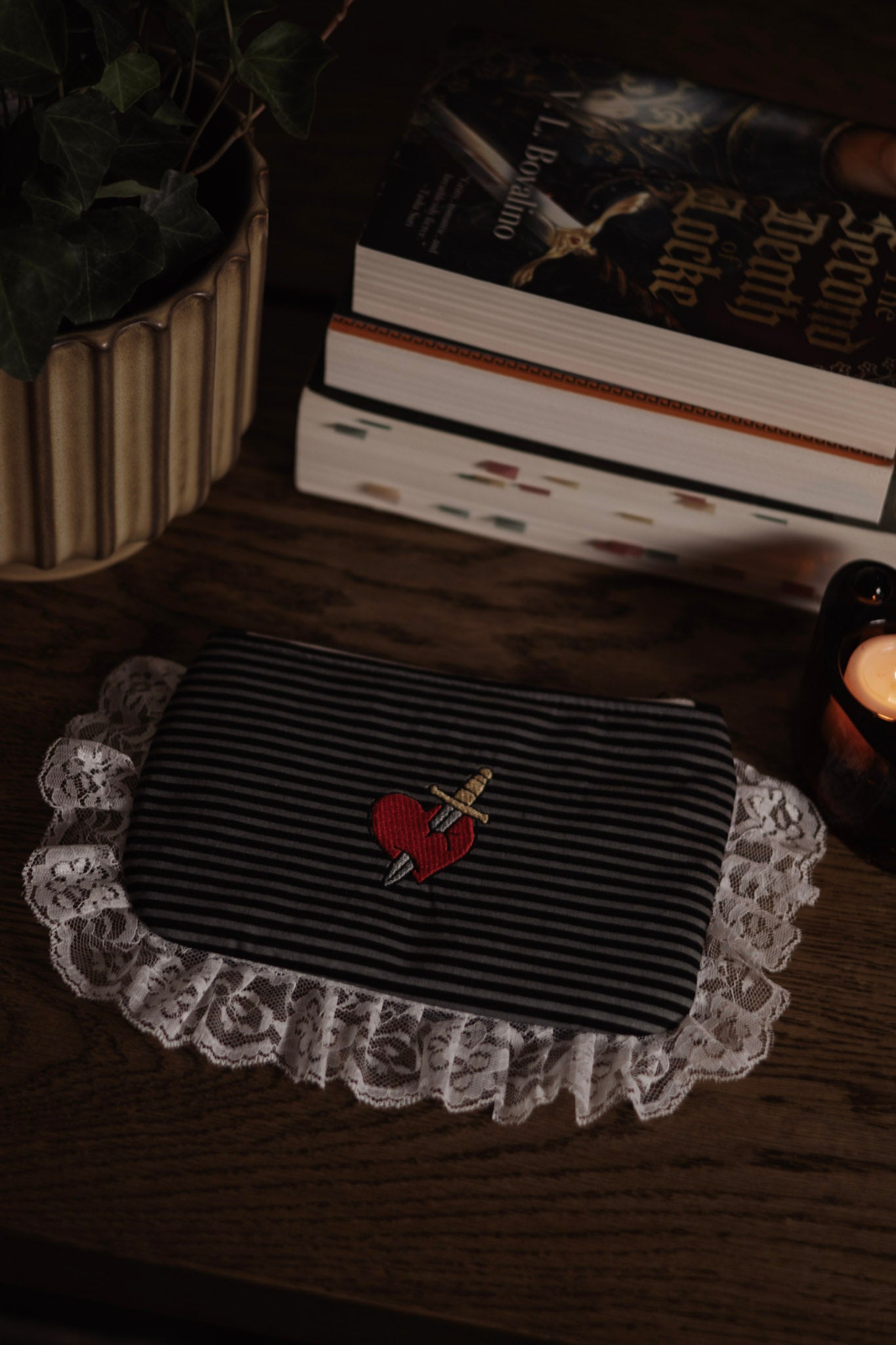 Ruffle Zipper Pouch | The Dagger Heart (Studio Seconds)