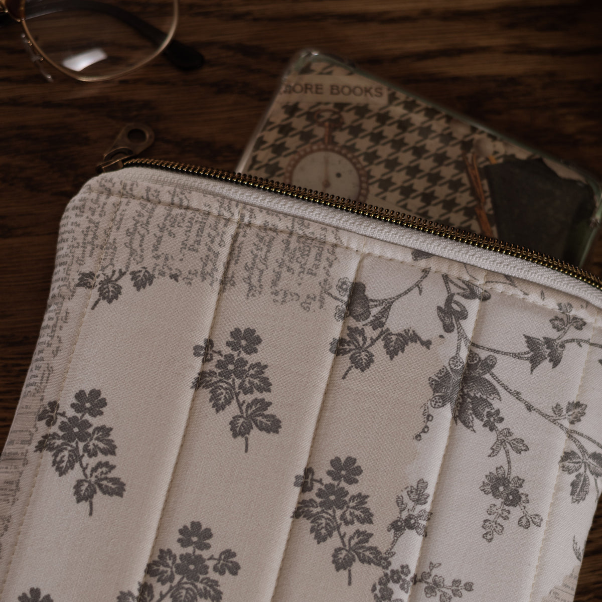 The Marginalia | Kindle Sleeve