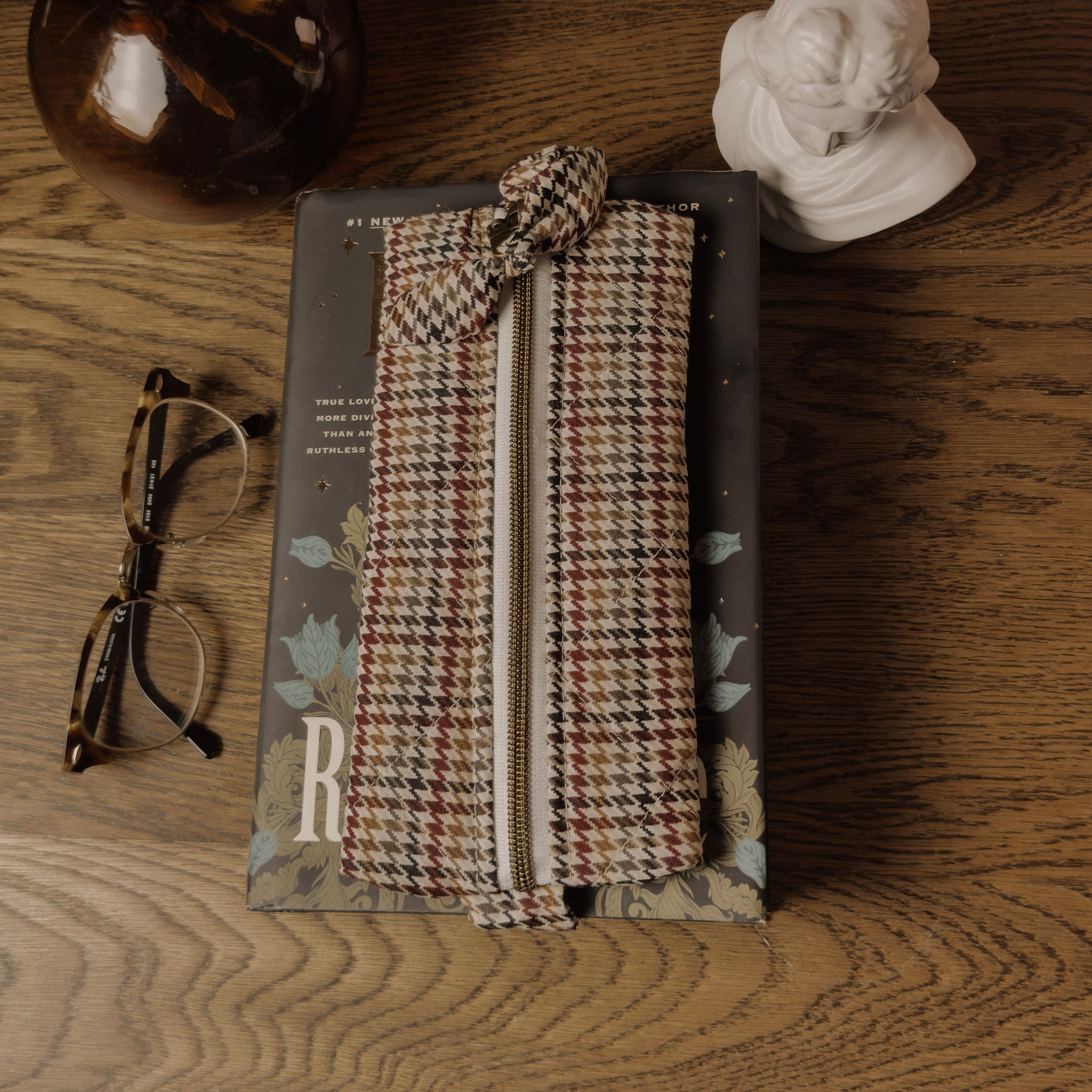 The Annotator’s Pencil Pouch |  Elastic Book Band Case  | Brown Houndstooth