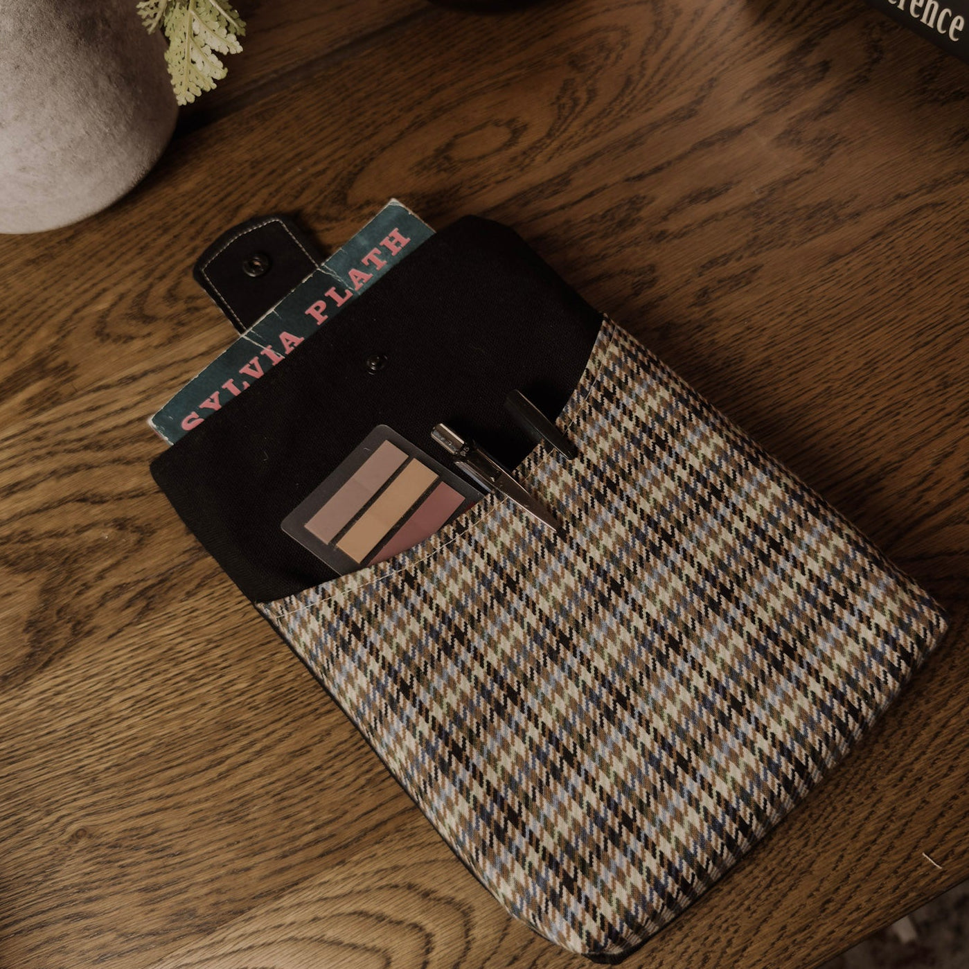 Book Sleeve | Handmade Snap Closure Book Cover — Black and Green