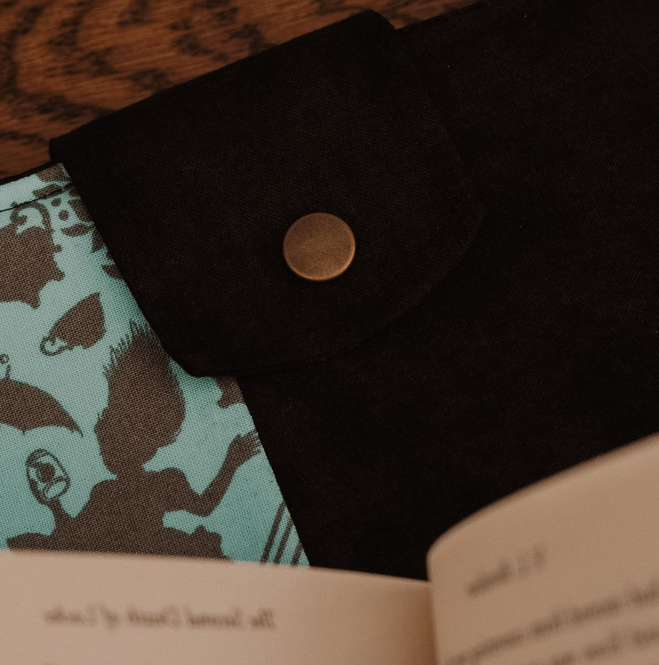 The Looking Glass Kindle Sleeve | Handmade E-Reader Cover