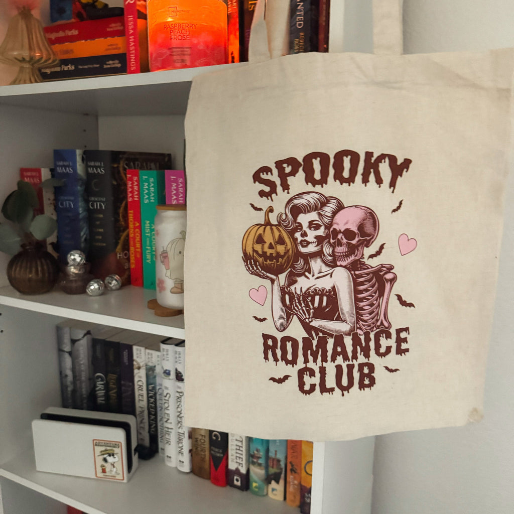 Canvas tote bag with spooky retro vintage design for Halloween reading