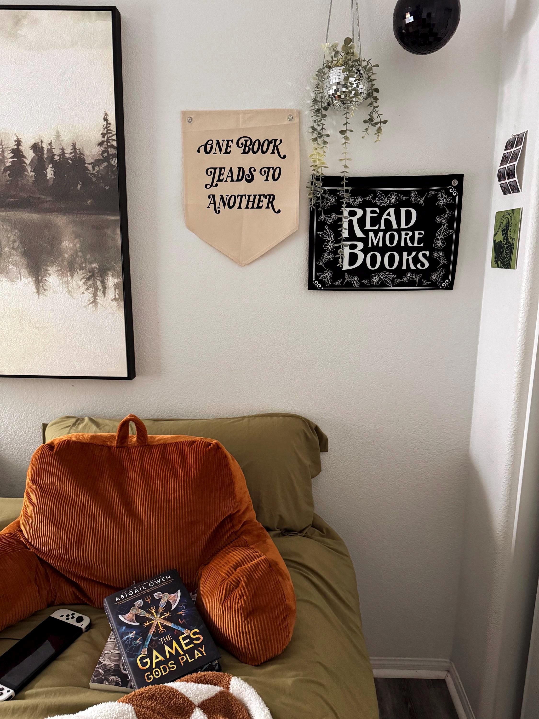 Bookish Banner
